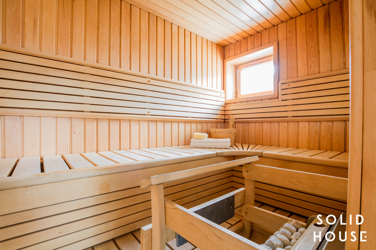 sauna2.jpg