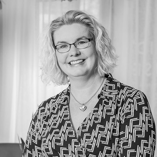 Kiinteistönvälittäjä Kirsi Aarikka Salo